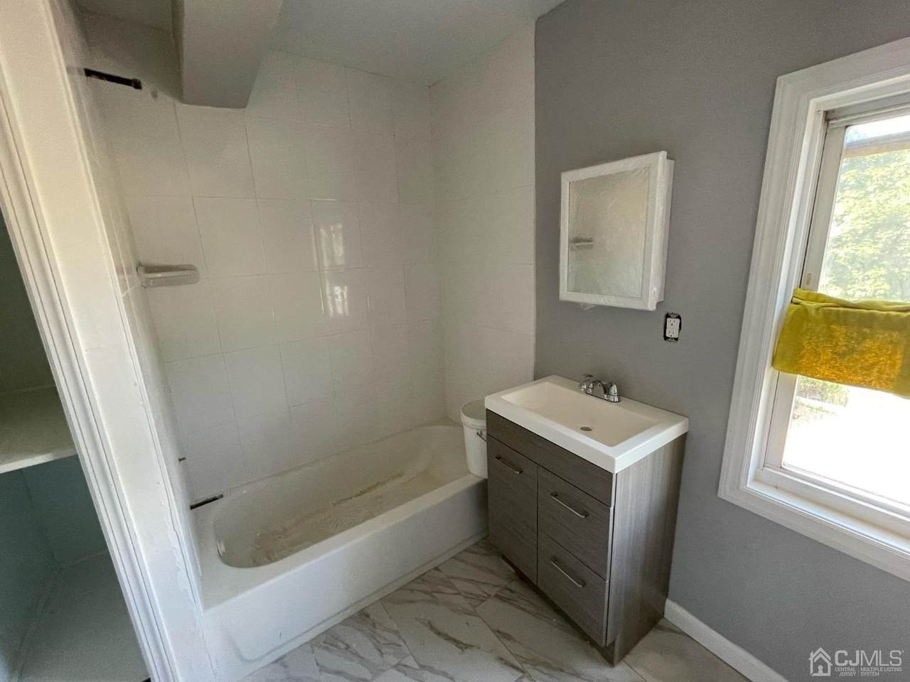 2 Lincoln Avenue - Photo 1