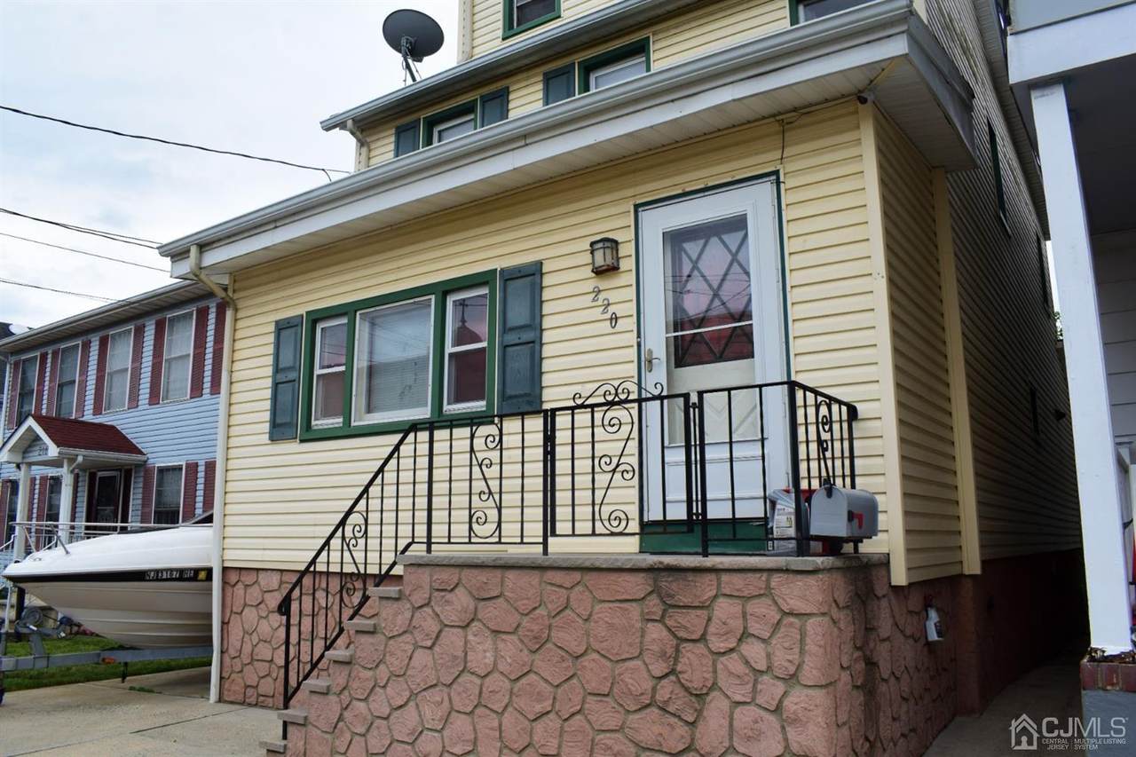 220 Cedar Street - Photo 1