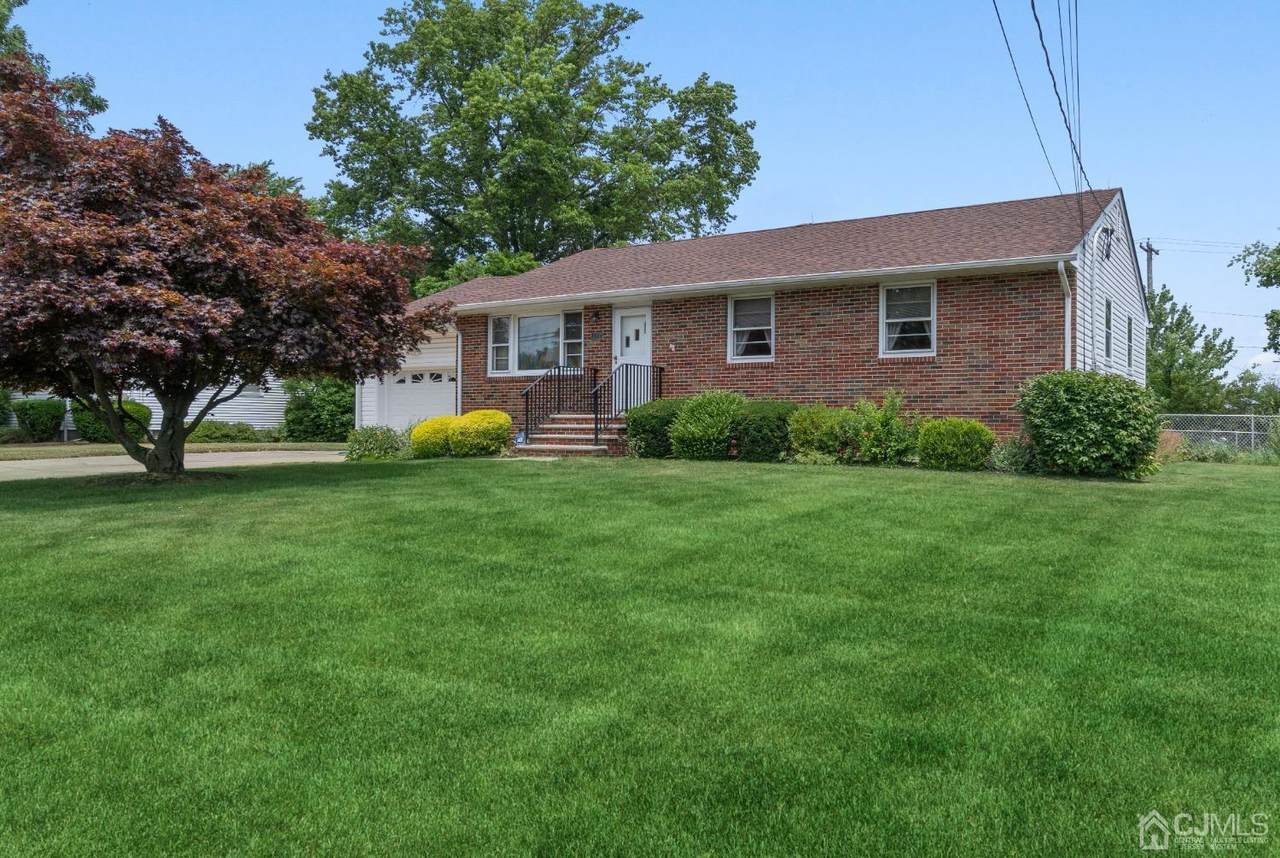 1369 Omaha Road - Photo 1