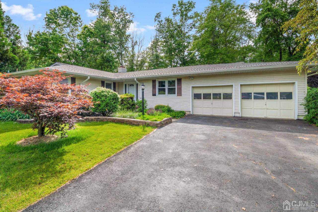 206 Cleveland Lane - Photo 1