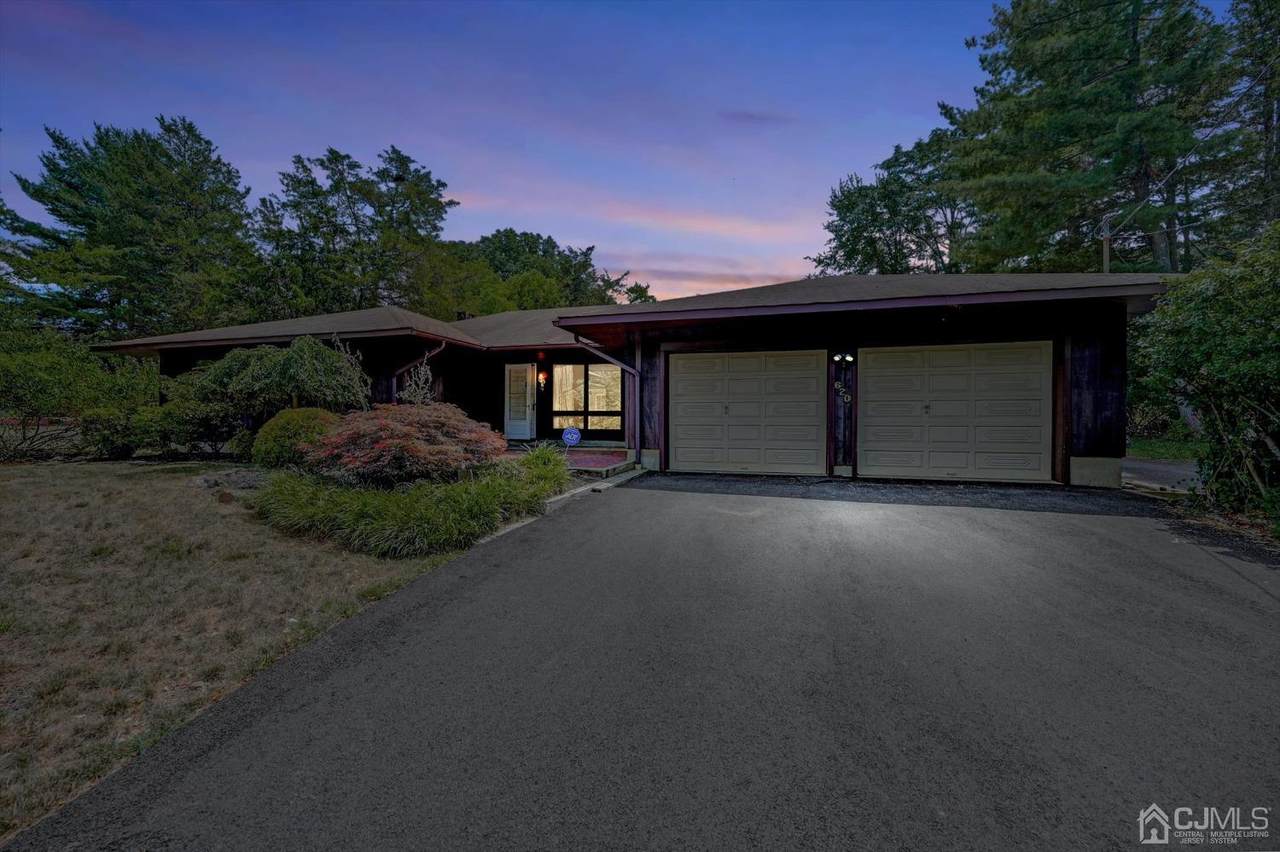 620 Randolphville Road - Photo 1