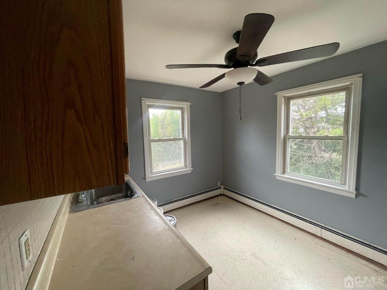 423 Spruce Street - Photo 1