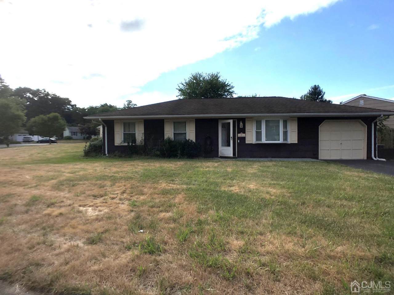 21 Brandywine Circle - Photo 1