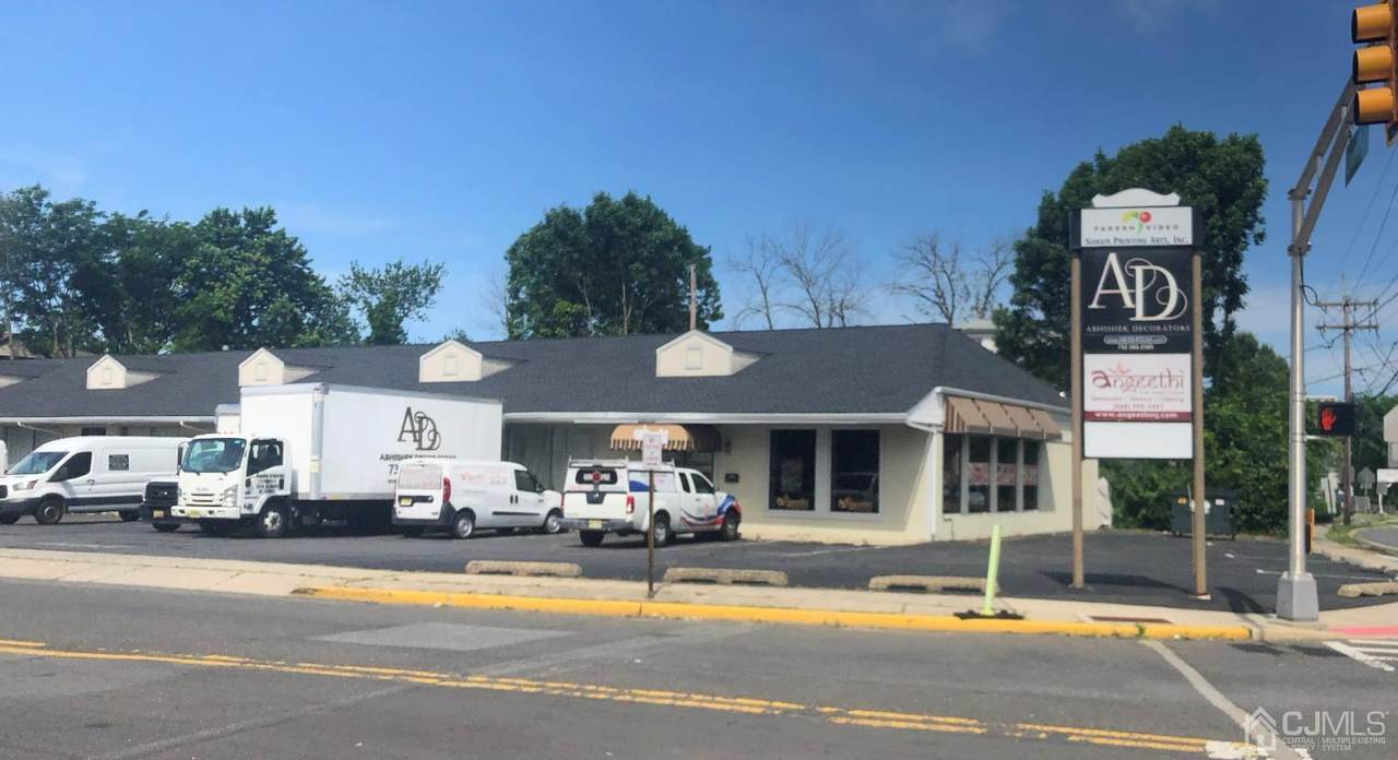 216 Worth Street - Photo 1