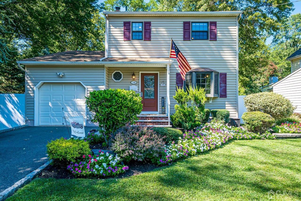 146 Golf Avenue - Photo 1