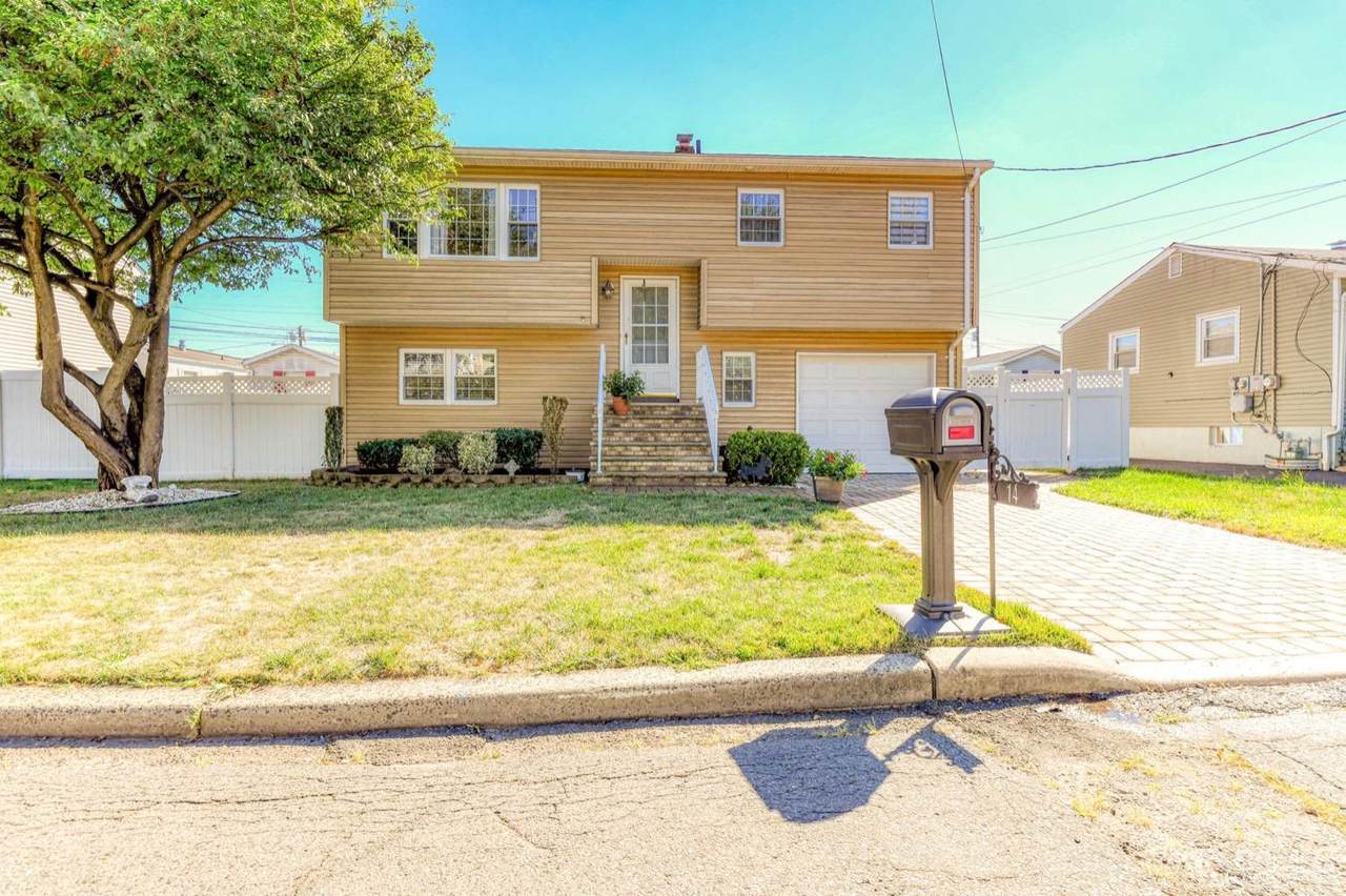 14 Coddington Avenue - Photo 1