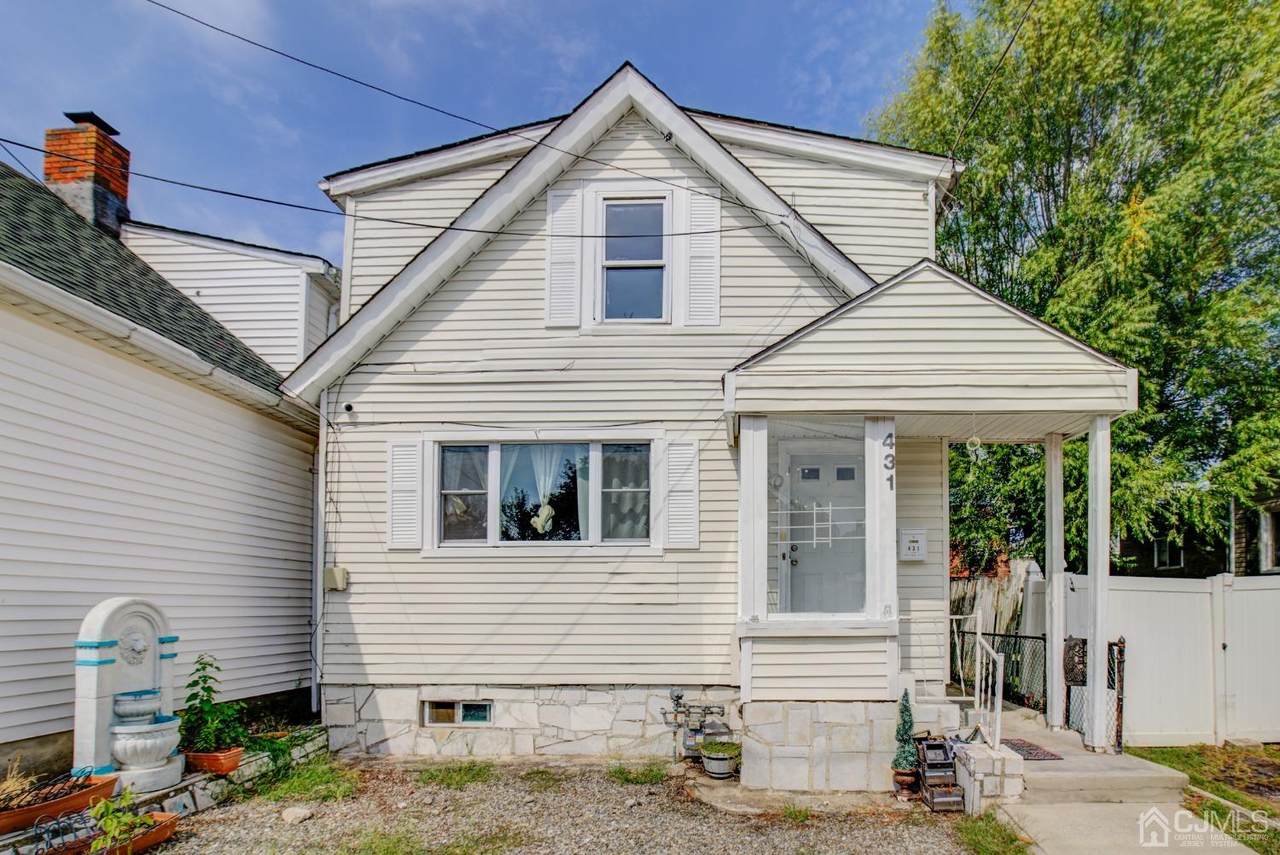 431 Baker Place - Photo 1