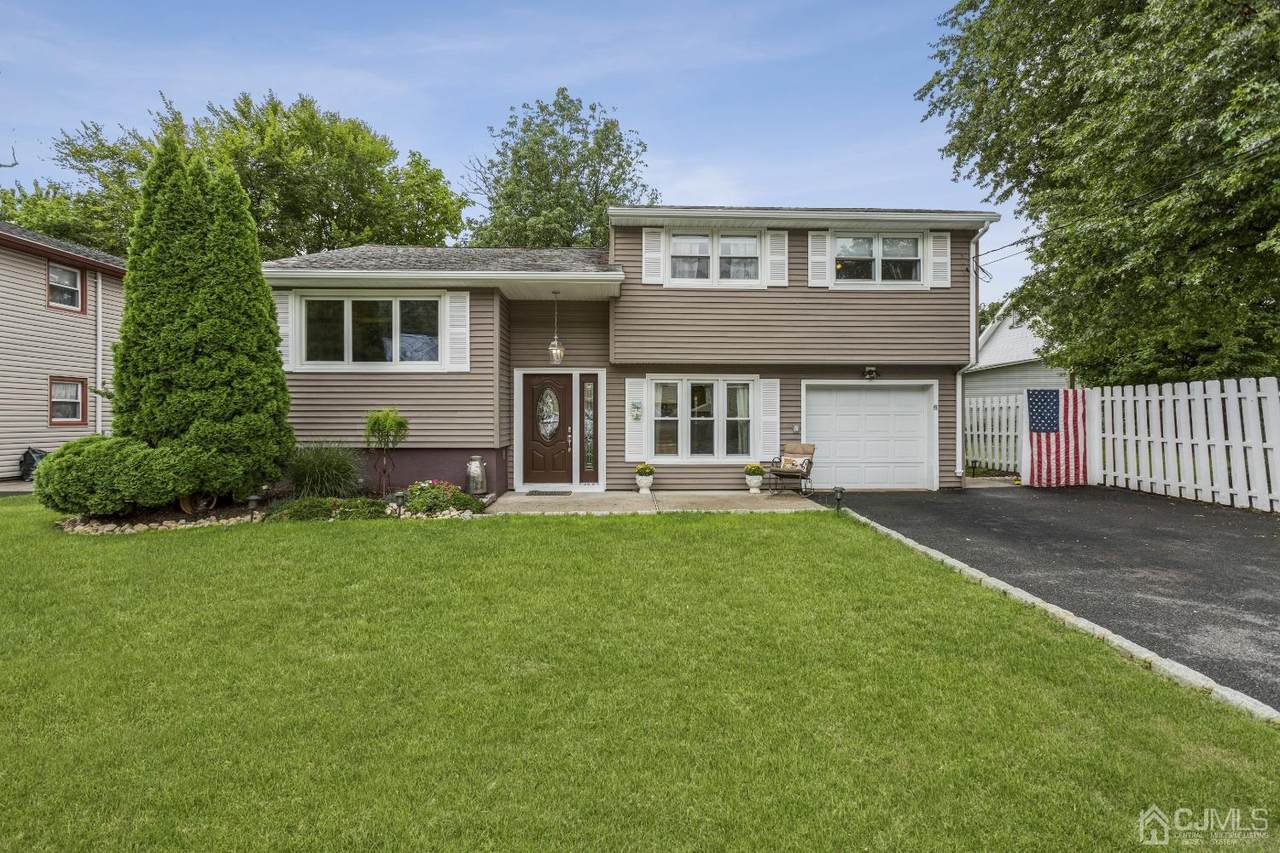 106 Bache Place - Photo 1