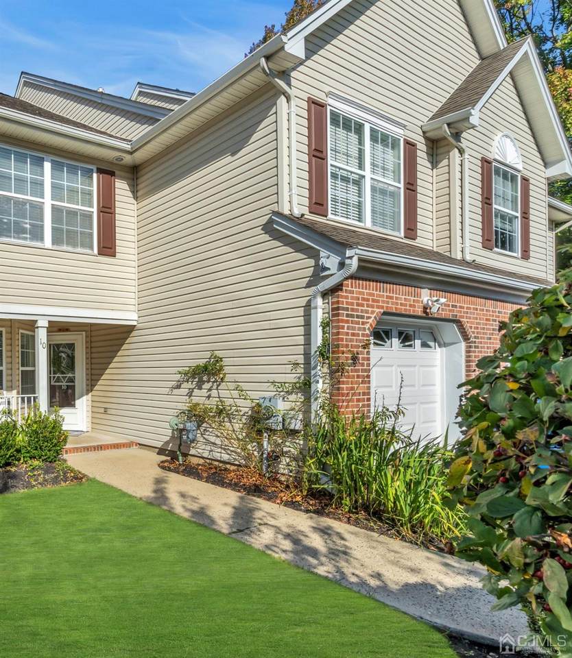 10 Amy Drive - Photo 1