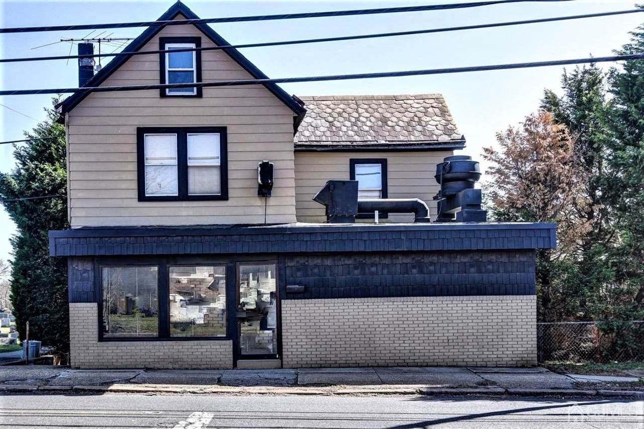 494 Washington Road - Photo 1
