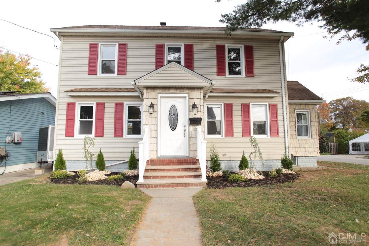 74 Gordon Avenue - Photo 1