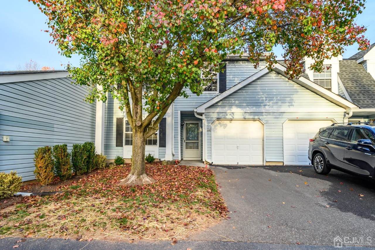 320 Shilling Drive - Photo 1