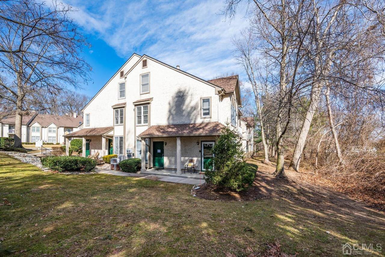 407 Commons Drive - Photo 1