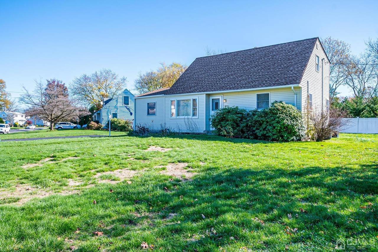 22 Fairfield Road - Photo 1