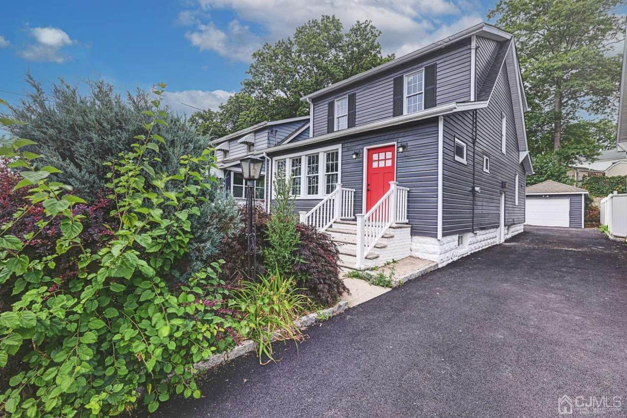 994 Main Street - Photo 1