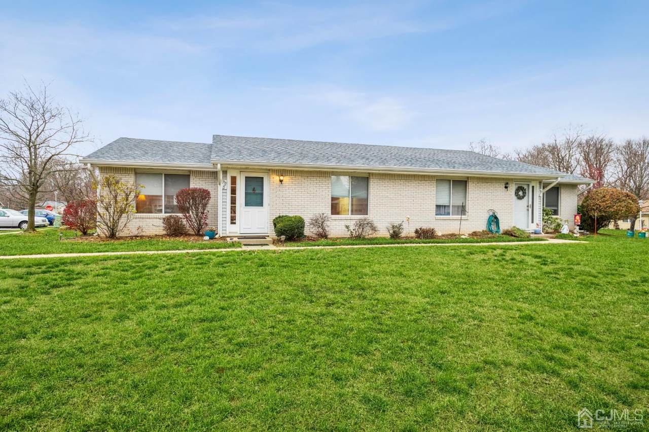771 Spirea Plaza - Photo 1