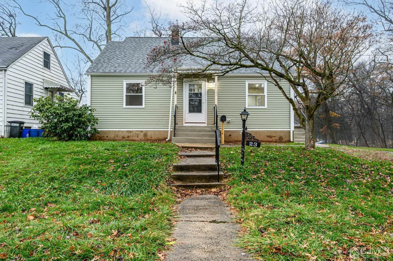 23 Fitzsimmons Avenue - Photo 1