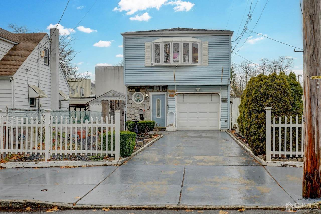 237 Sherman Street - Photo 1
