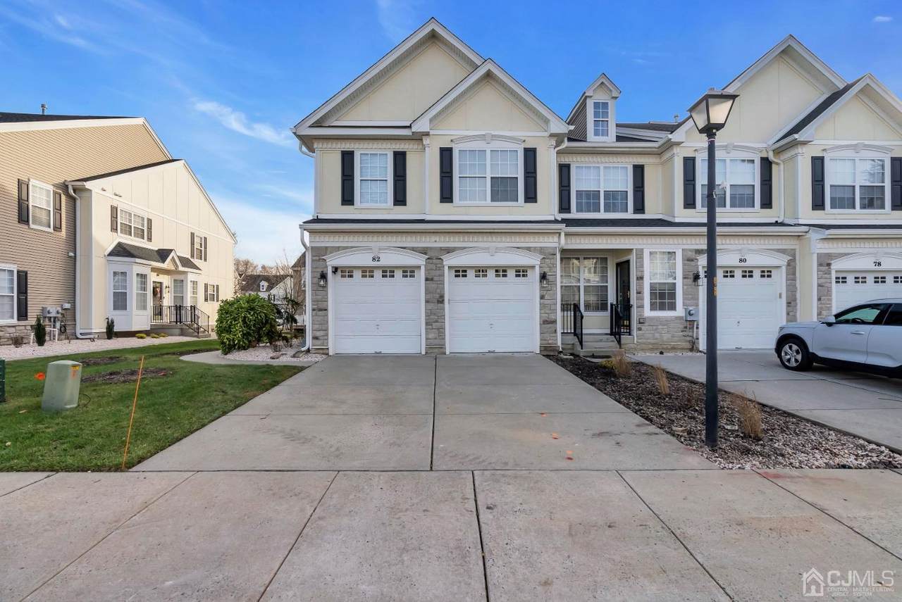 82 Brookfield Drive - Photo 1