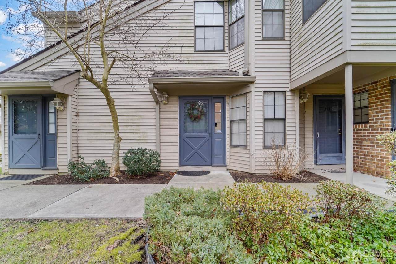 513 Sunshine Court - Photo 1