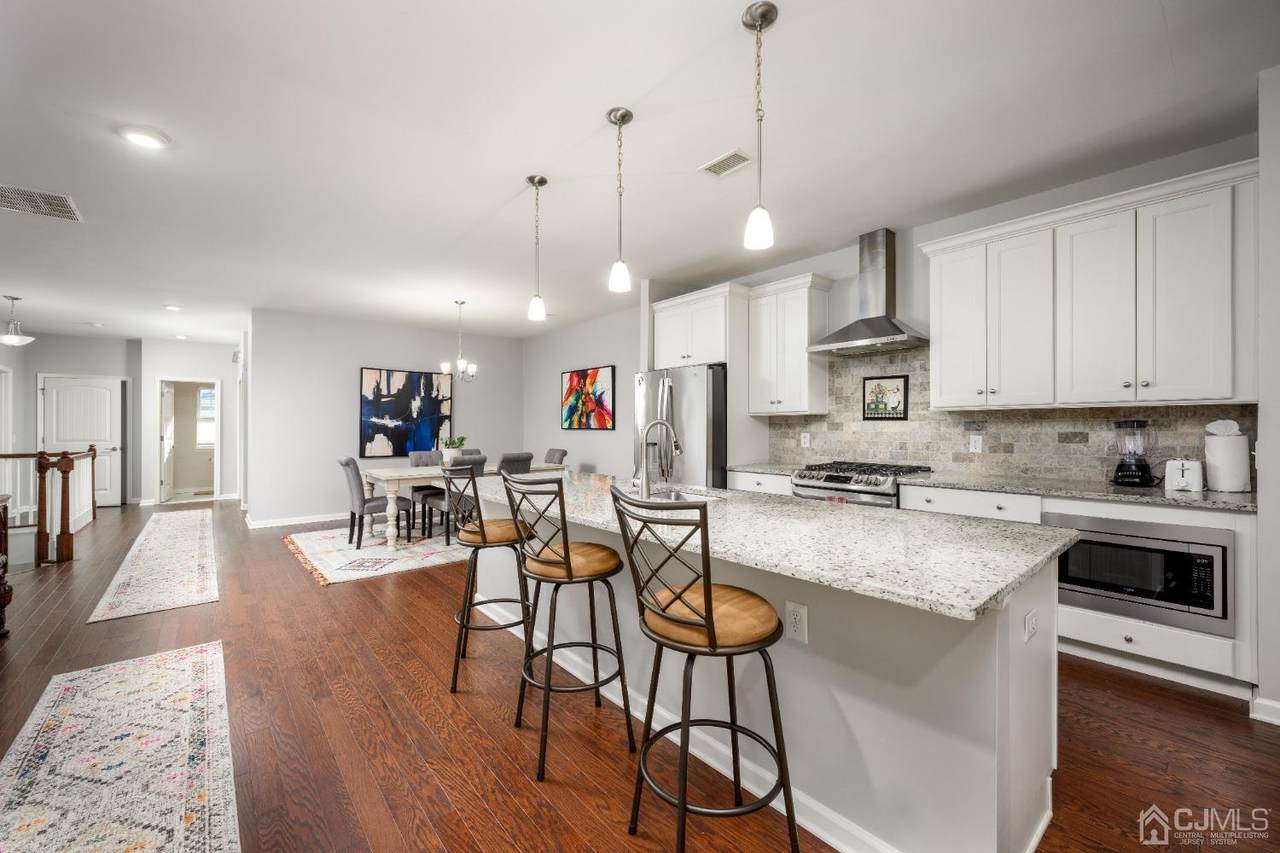 32 Grabowski Drive - Photo 1