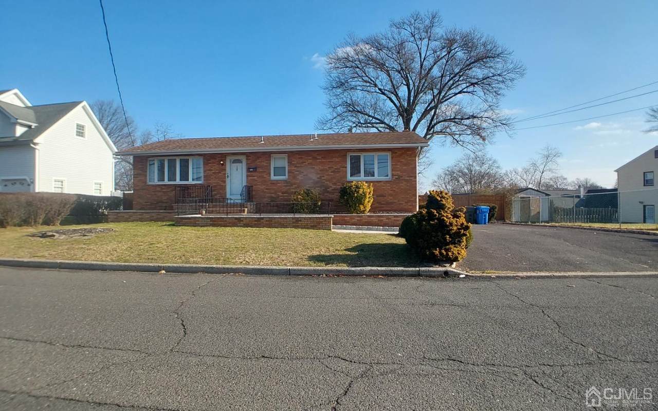 104 Arthur Avenue - Photo 1
