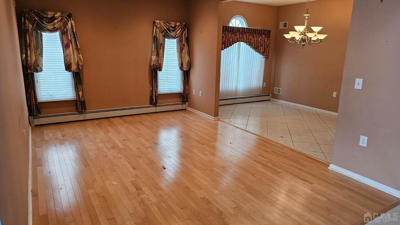 64 Harwood Road, Monroe, NJ 08831 (2408505R) Rowack Real Estate Team