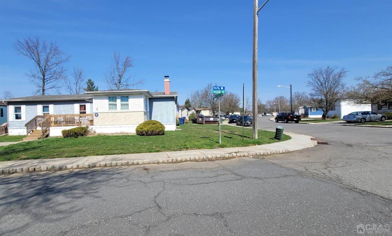 1 Dickens Road, North Brunswick, NJ 08902 (MLS 2409135R) The