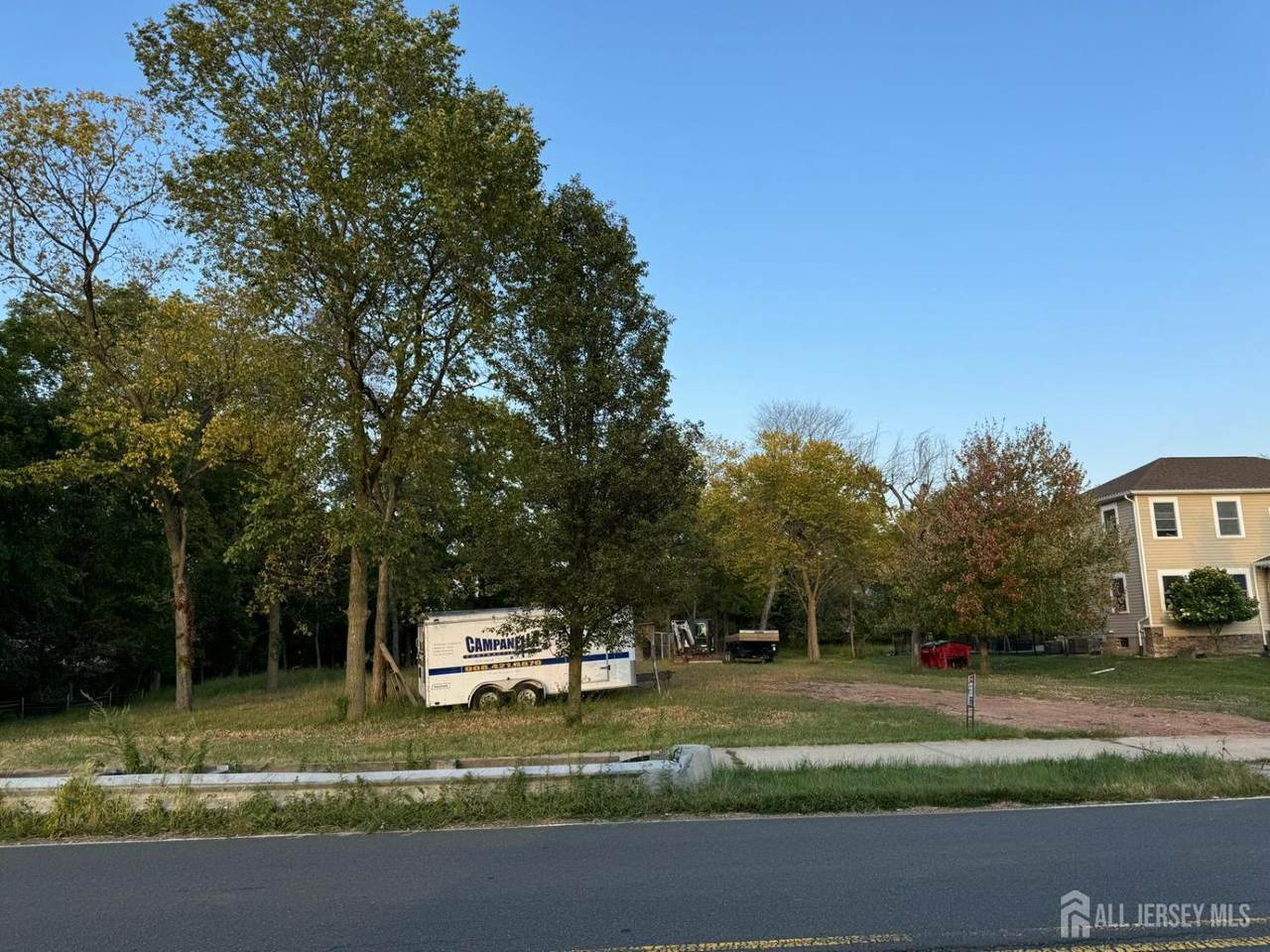 9 Beekman Road - Photo 1
