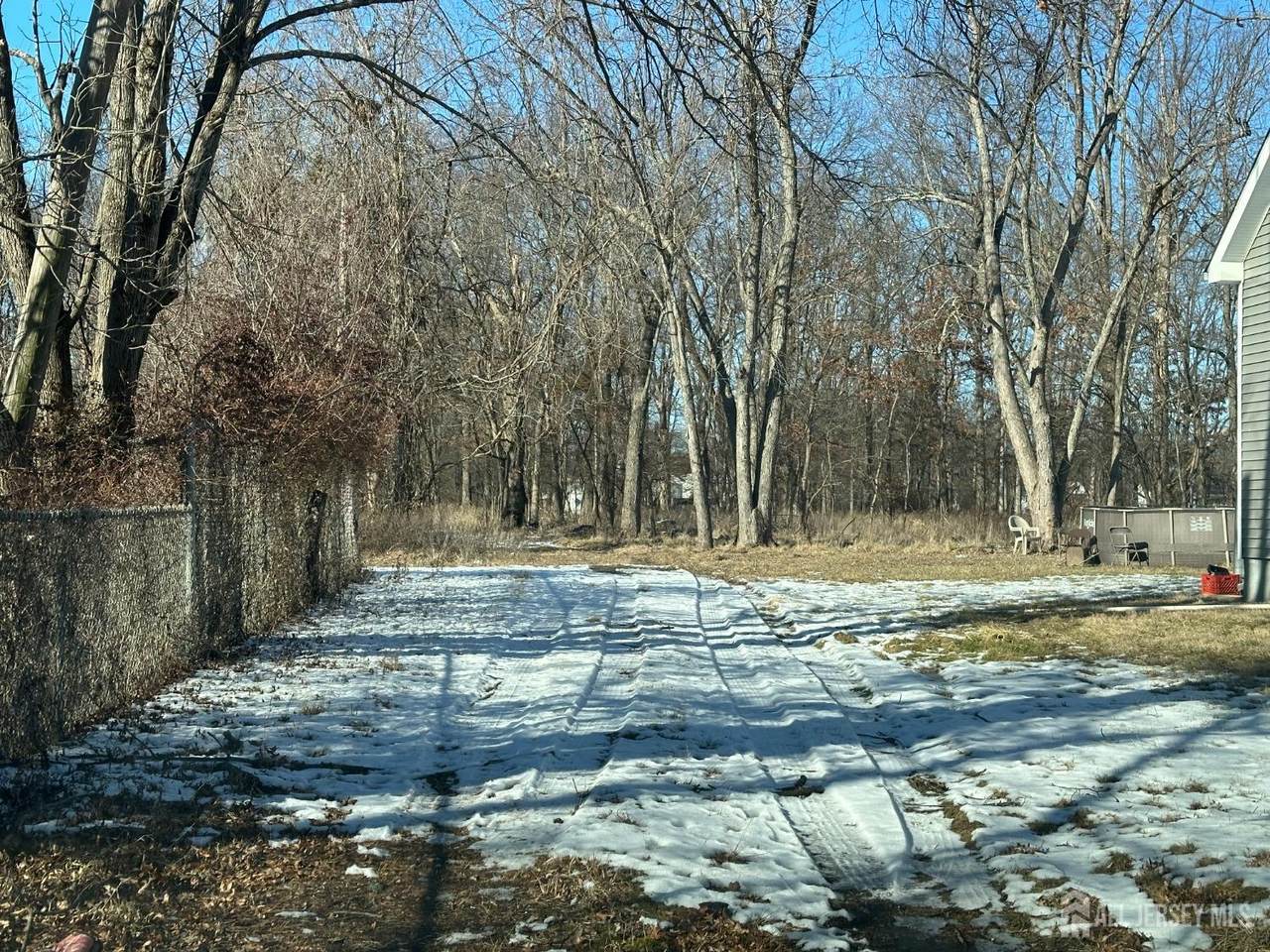 52 School Street - Photo 1