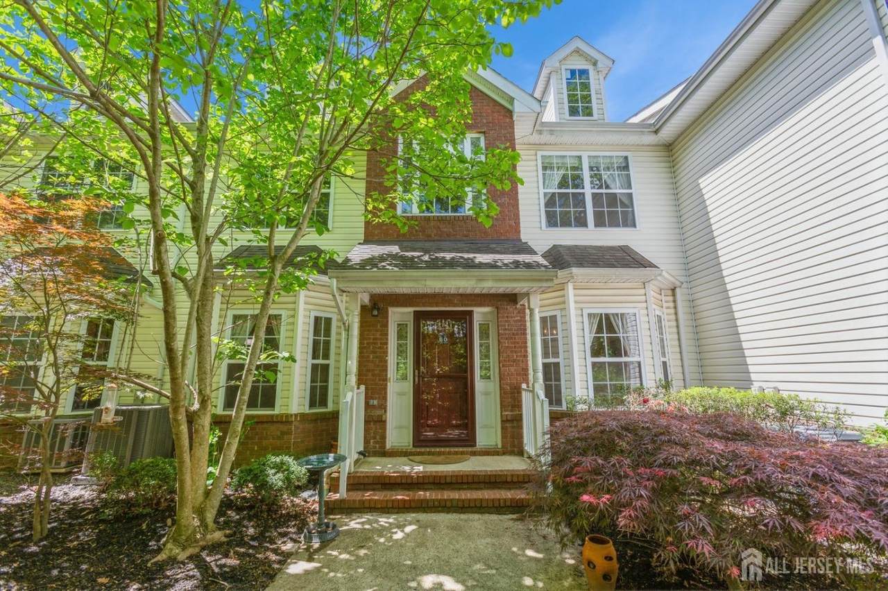 60 Forest Drive - Photo 1