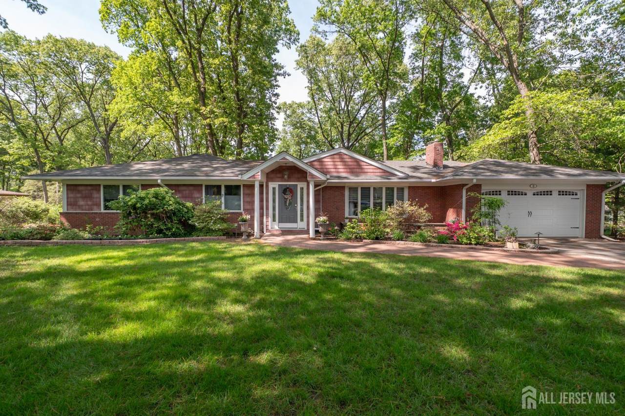 12 Hickory Drive - Photo 1