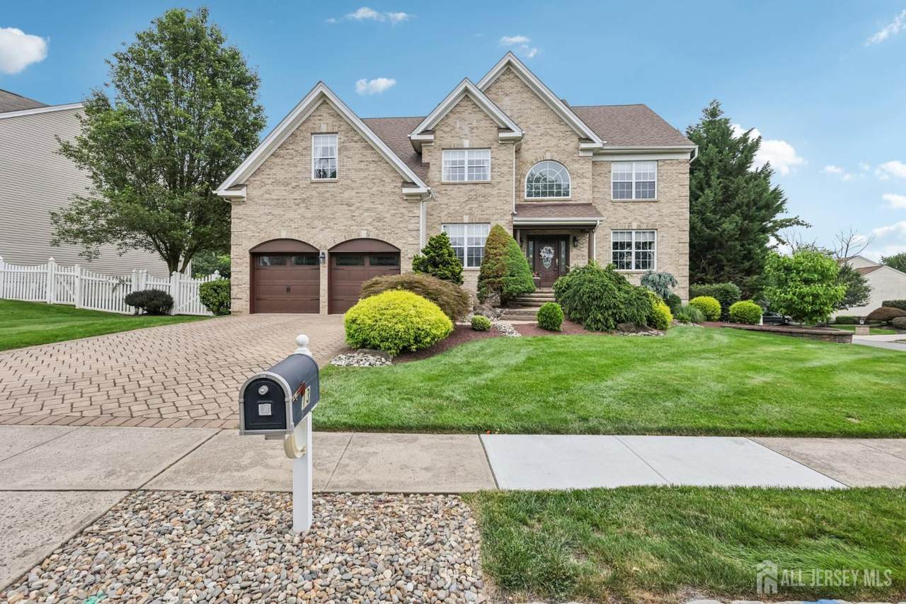 13 Allison Way - Photo 1
