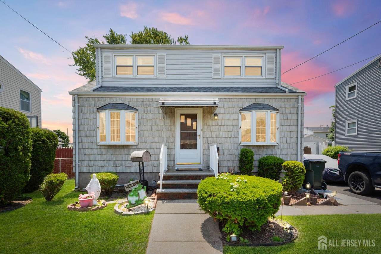 164 Holly Street - Photo 1