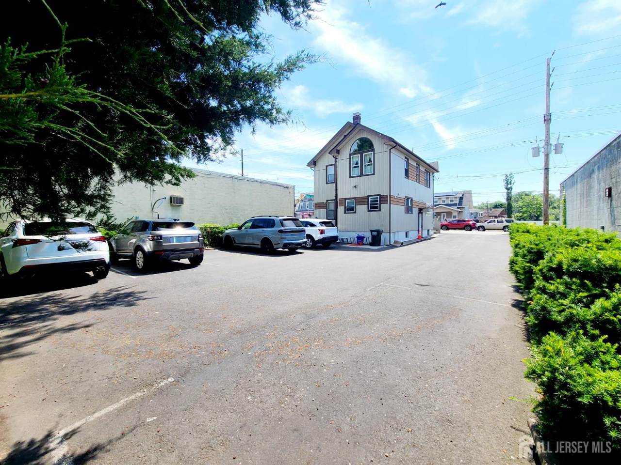 1595 Lincoln Hwy Rt.27 - Photo 1