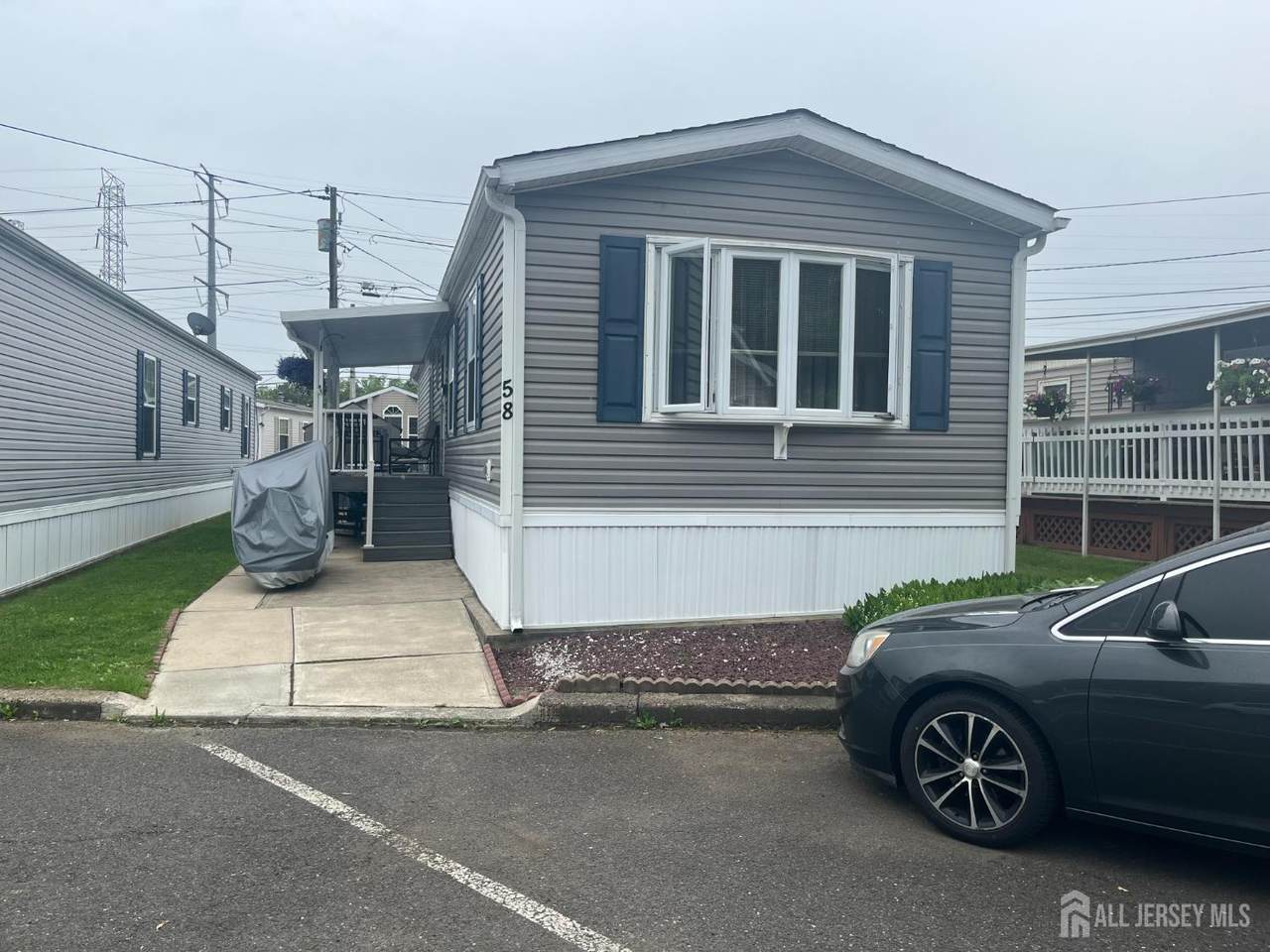 58 Coddington Avenue - Photo 1