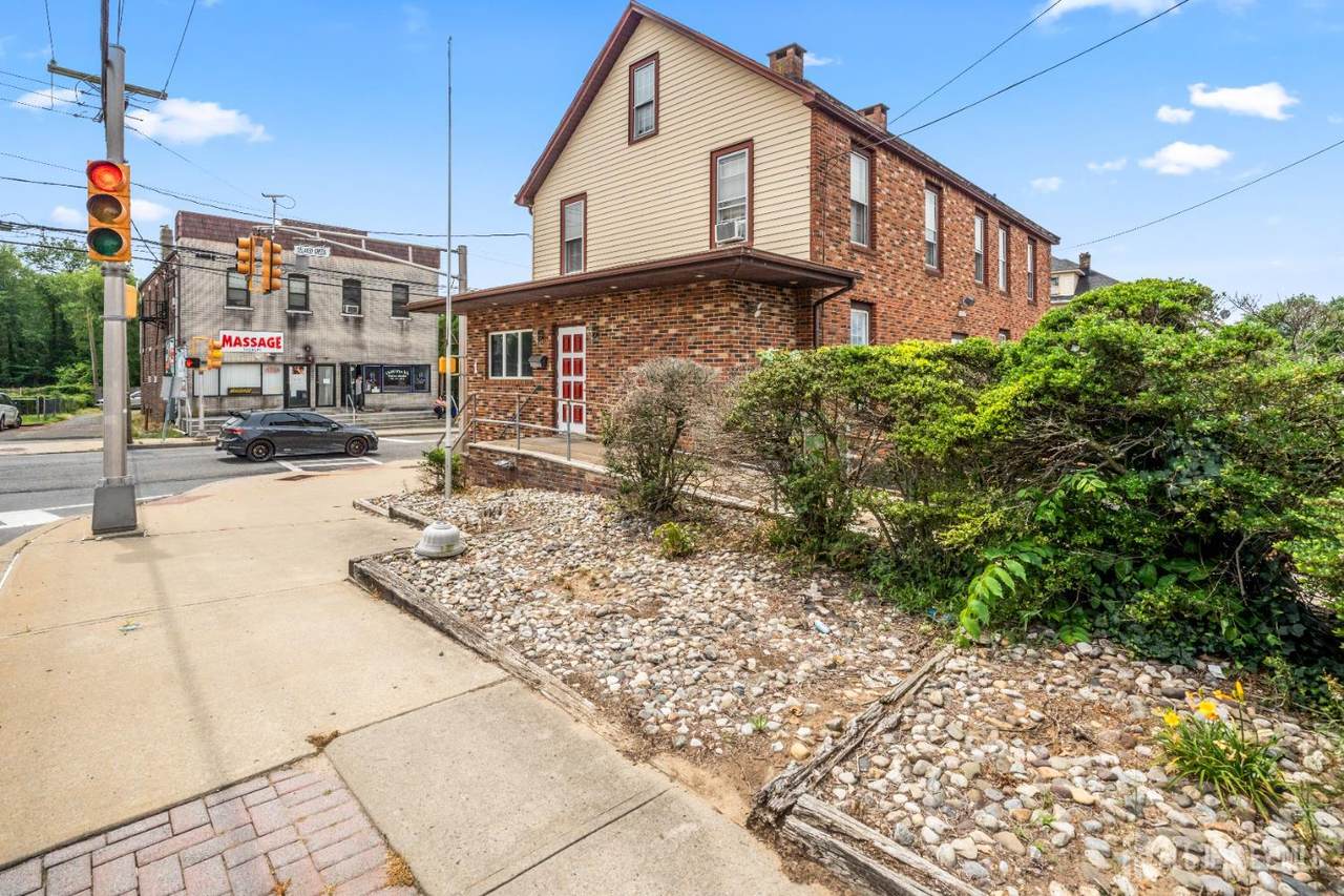 1 Main Street - Photo 1