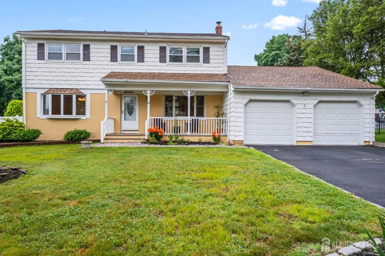 16 London Drive - Photo 1