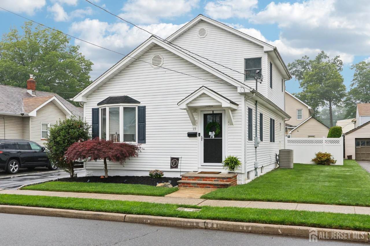 15 5th Avenue - Photo 1