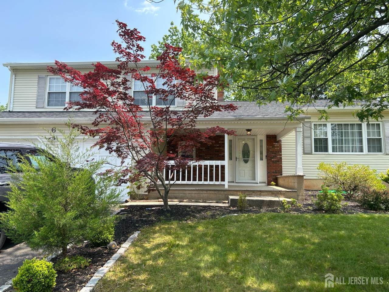 6 Quaker Street - Photo 1
