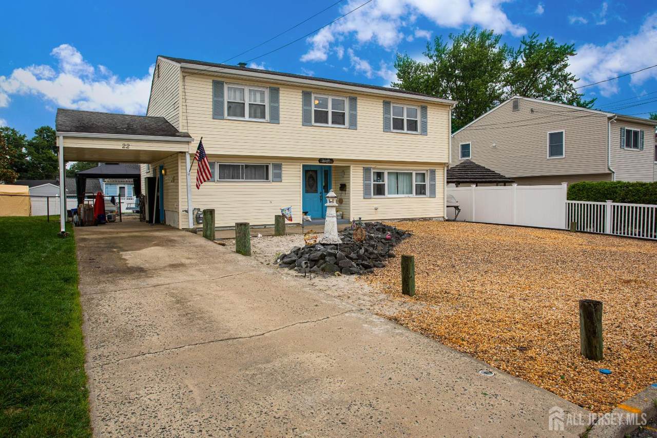 22 Woodcrest Drive - Photo 1
