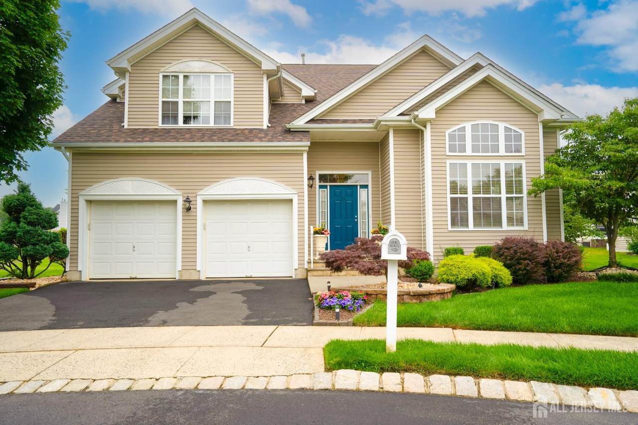 15 Merion Court - Photo 1
