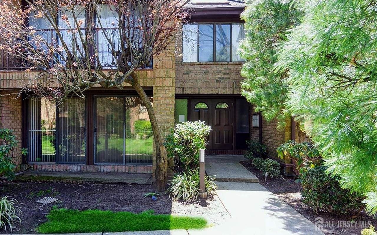 320 Willowbrook Drive - Photo 1