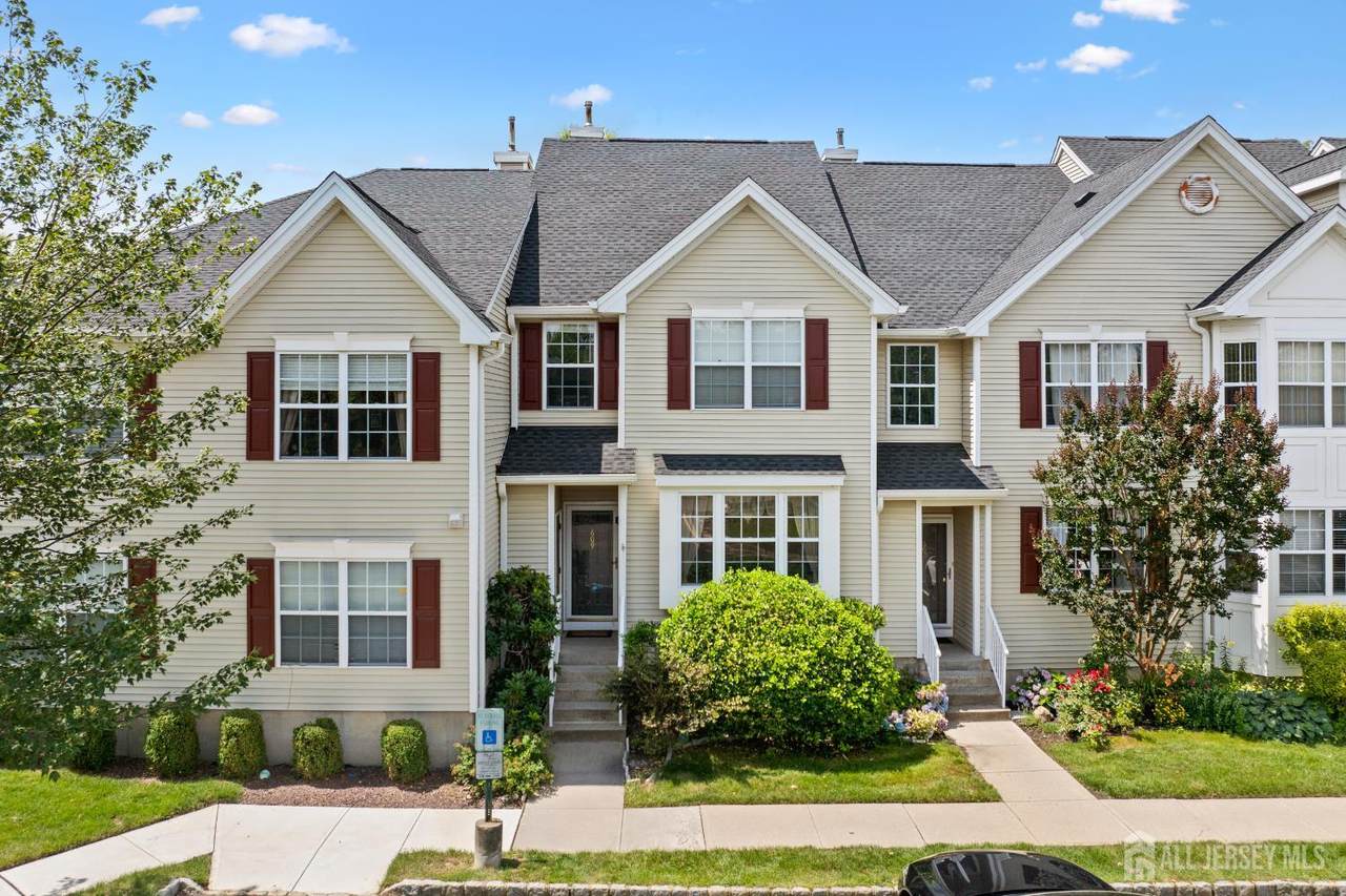 609 Blossom Circle - Photo 1