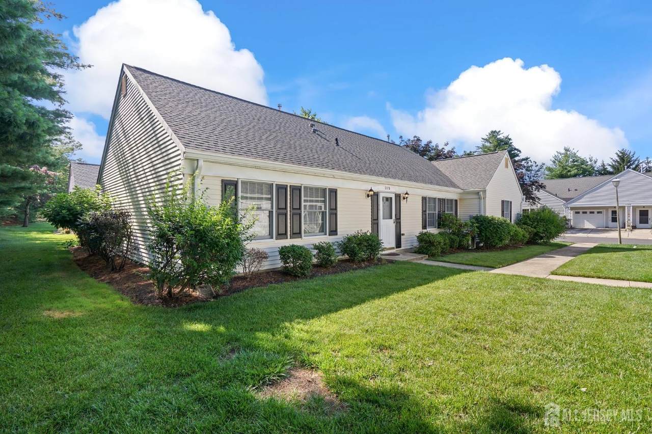 727 Mount Vernon Road - Photo 1