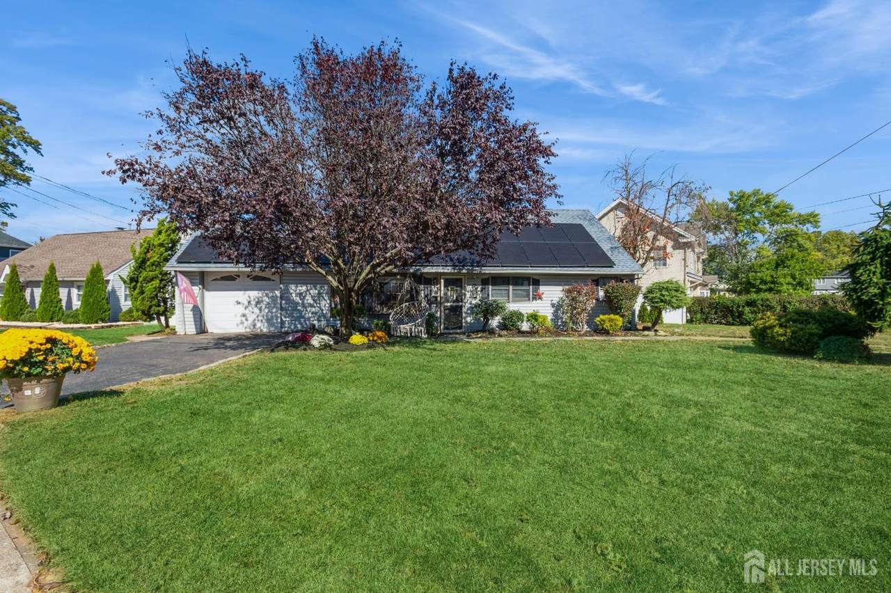 23 Colfax Road - Photo 1