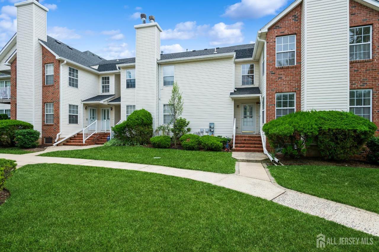 170 Vasser Drive - Photo 1