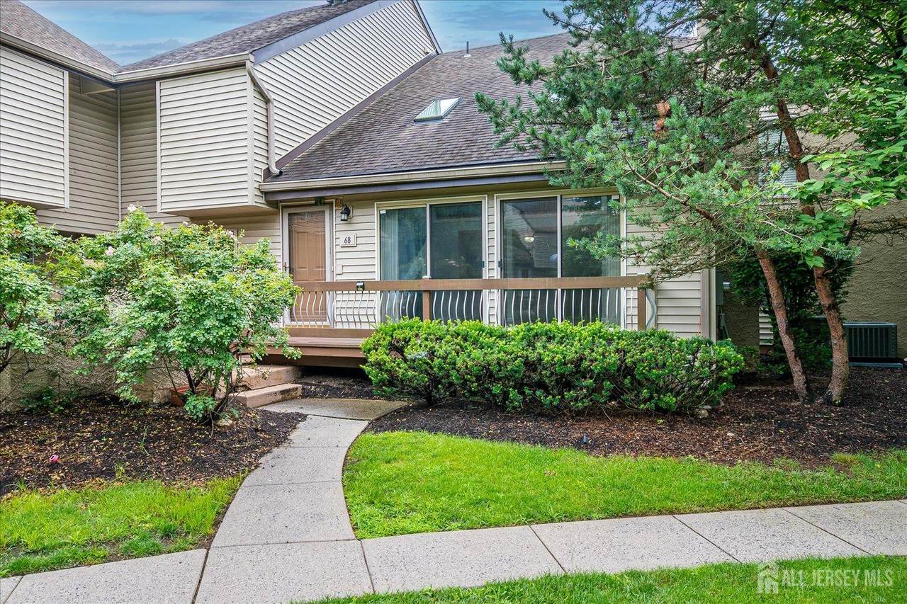 68 Kelly Drive - Photo 1
