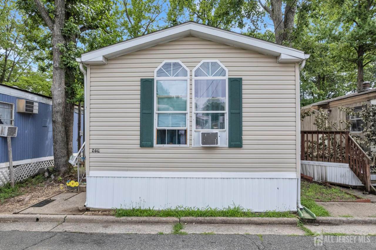 2505 Woodbridge Avenue - Photo 1