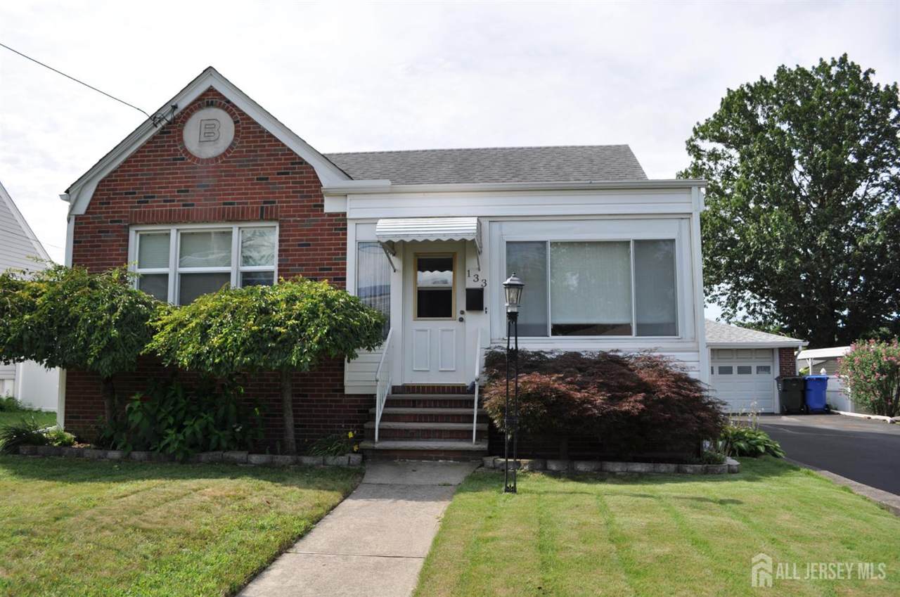 133 Howard Street - Photo 1